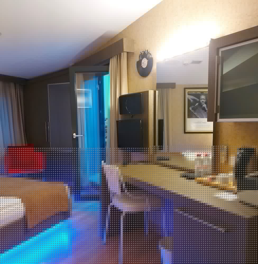 Jazz Hotel 56/70