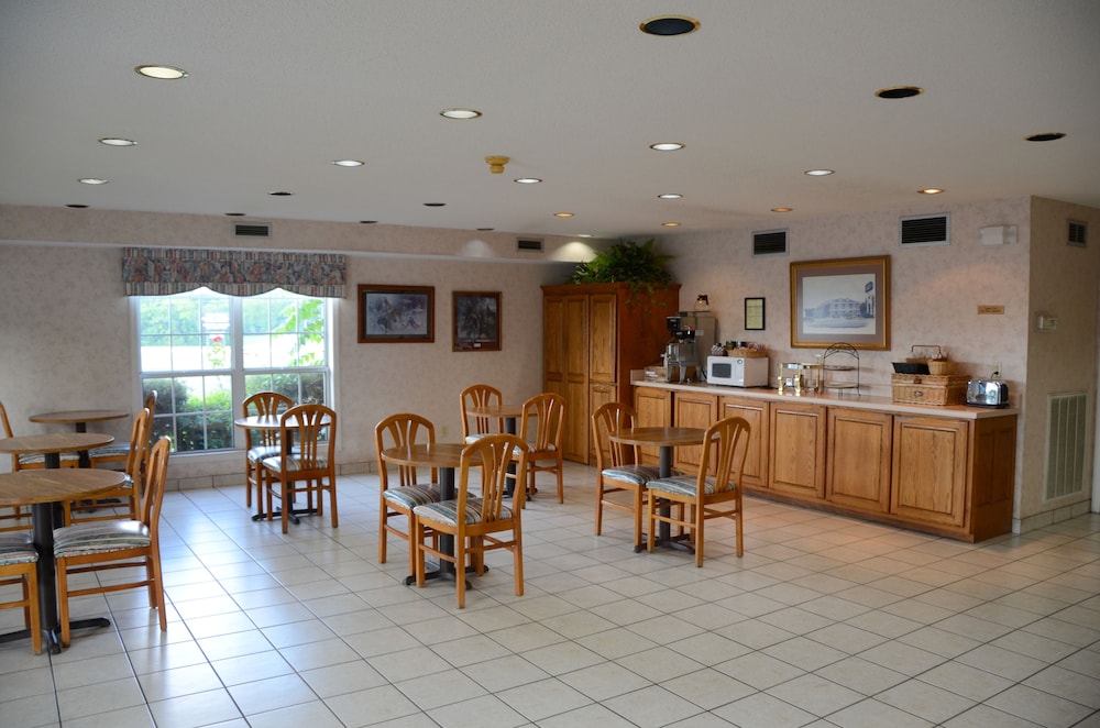 A Richland Inn Lewisburg 36/49