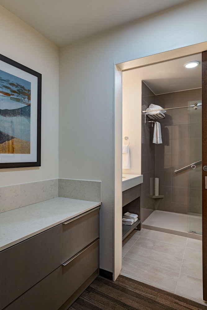 Hyatt House Carlsbad 22/22