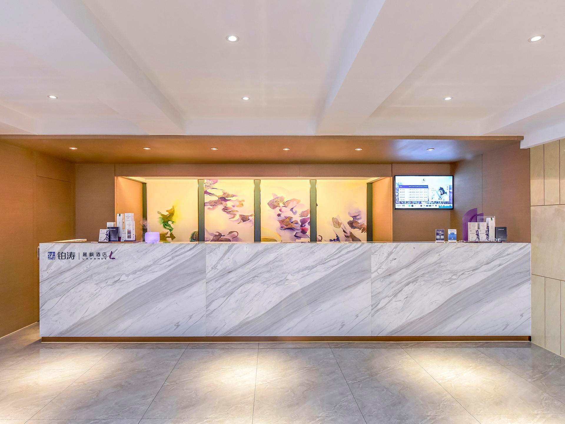 Lavande Hotel (Chongqing Nanping Pedestrian Street, Gongmao Metro Station) 15/53