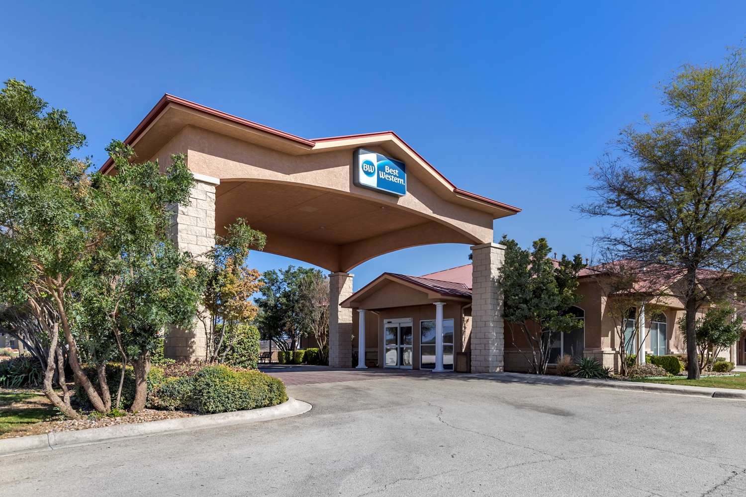 Best Western Dos Rios 4/48