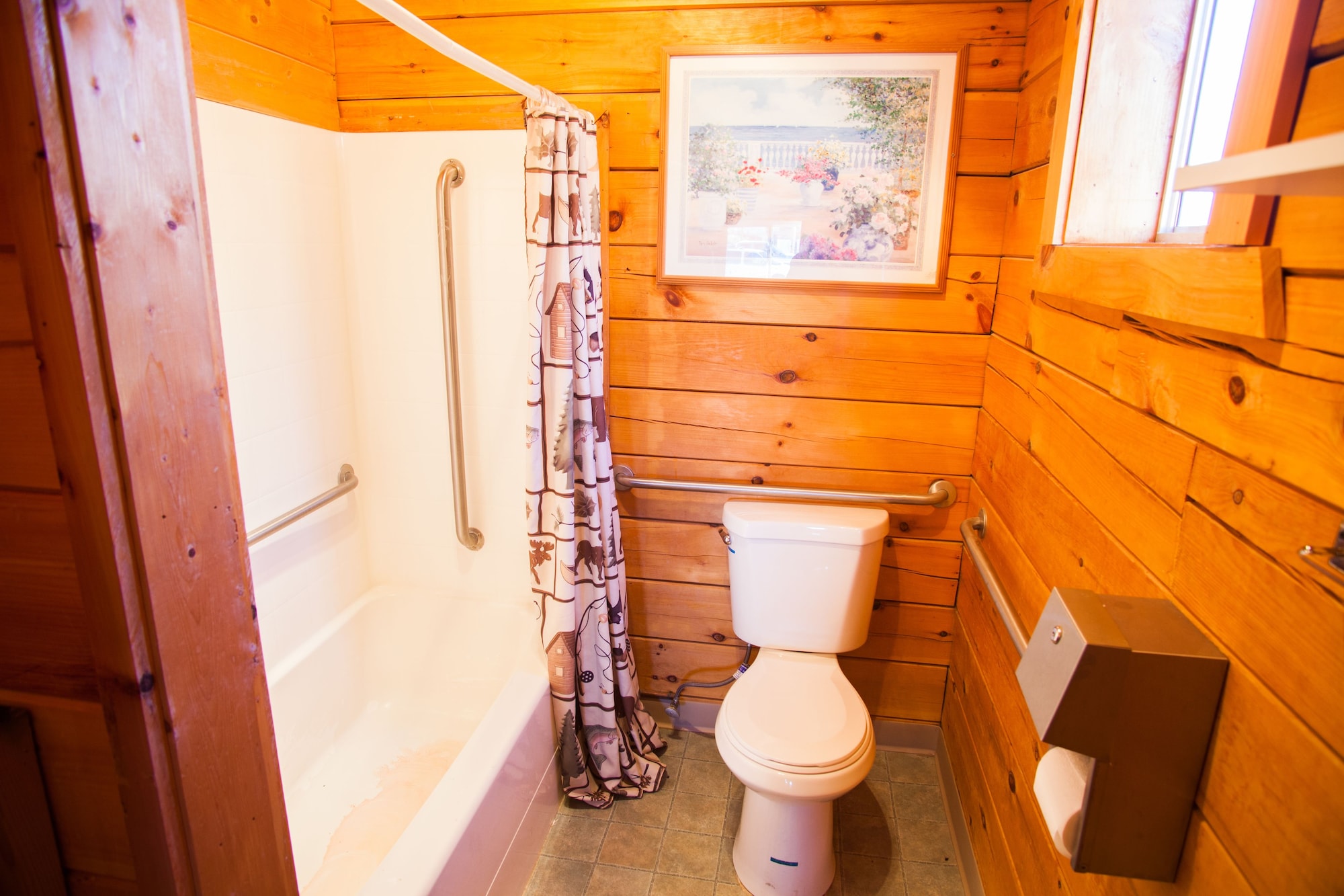 كابينة بسرير كينج لذوي الإعاقة، Bryce Gatewayinn Cabins 2/2