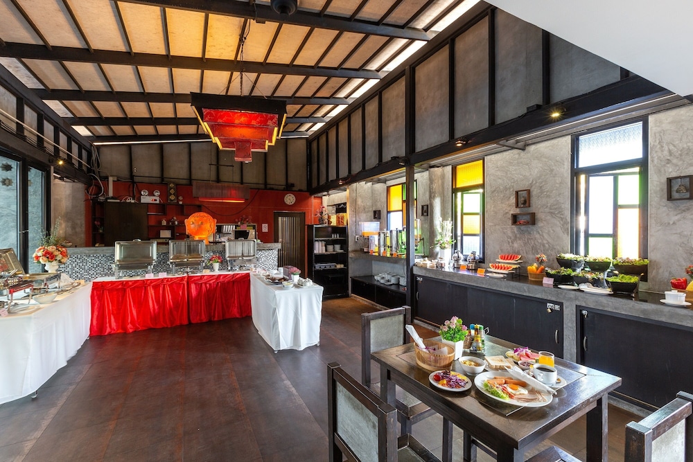 Phu Ke Ta the Hip Serviced Apartment And Hotel 55/66
