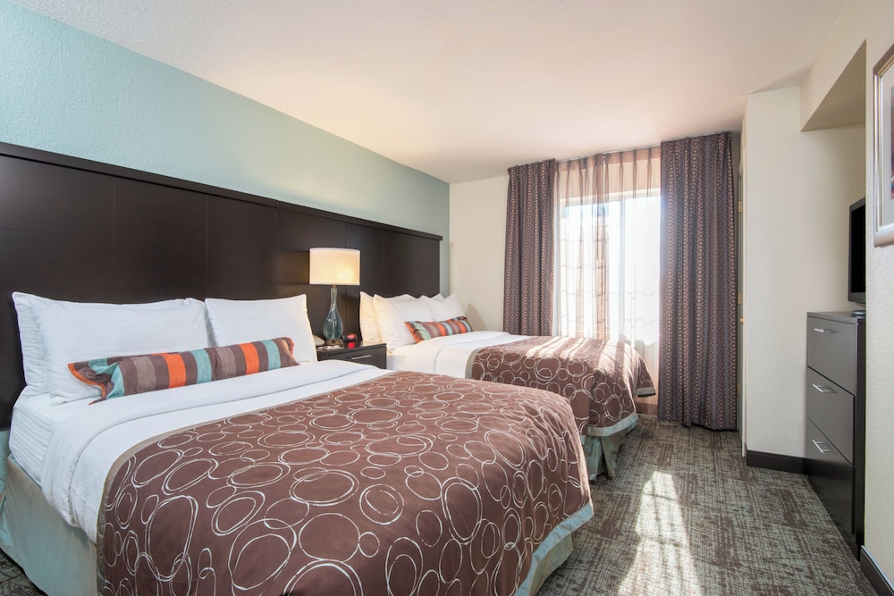 Staybridge Suites Allentown West 12/40