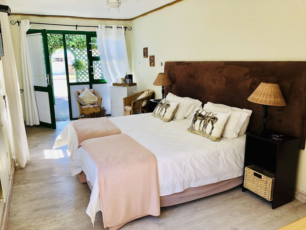 Sandra's Guest House 9/55