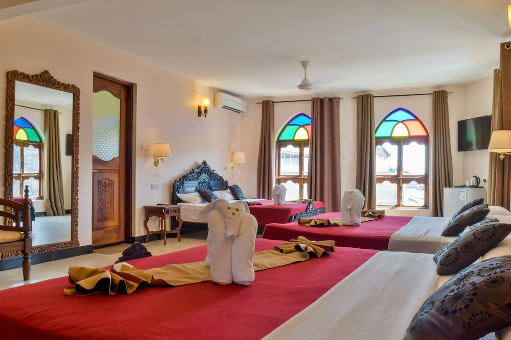 Tembo House Hotel Apartments 25/50