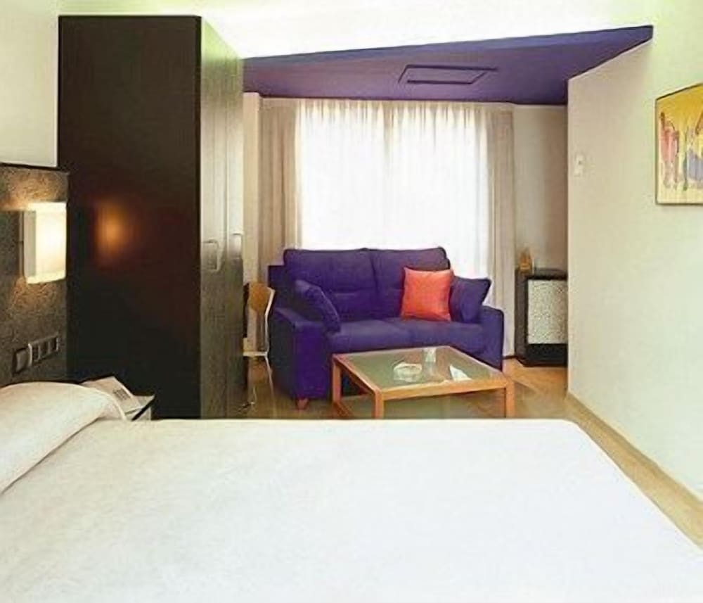 Hotel Faranda Express Pathos Gijon, Ascend Hotel Collection 26/48