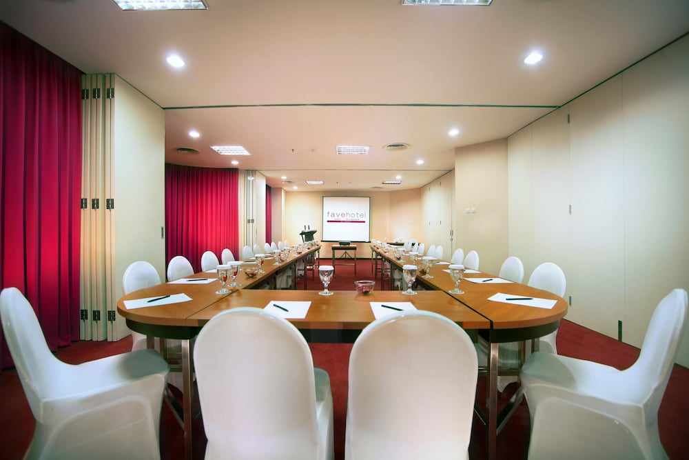favehotel MEX Tunjungan Surabaya 21/32