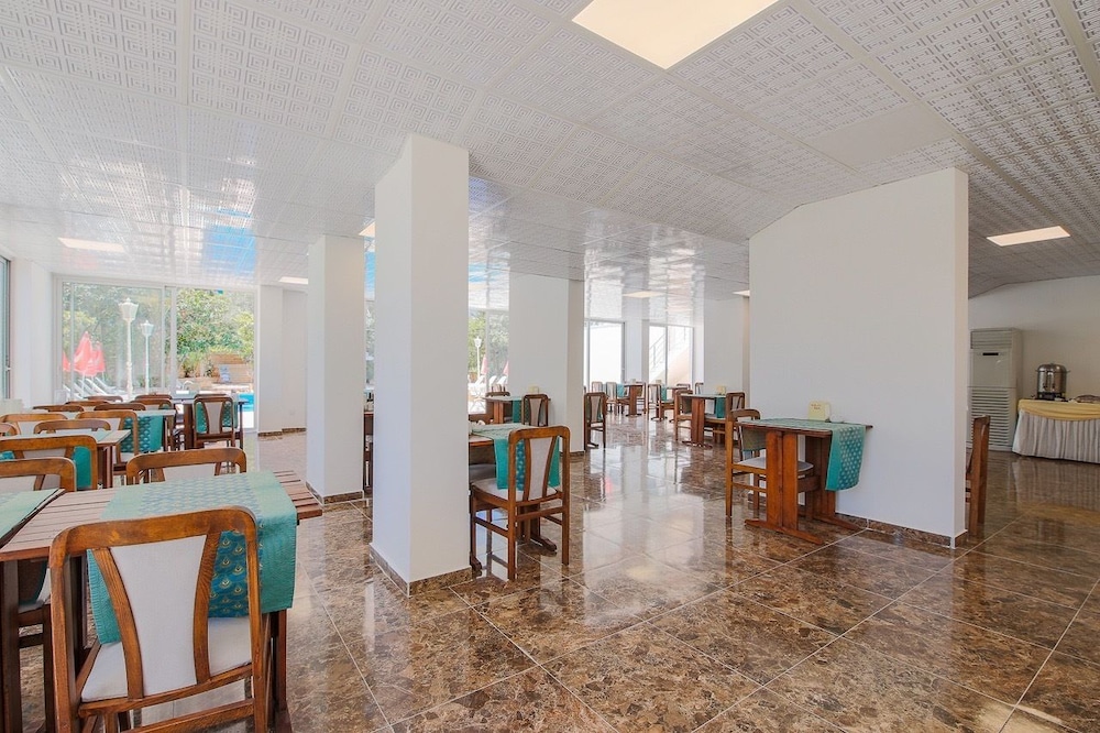 Ekici Hotel 56/65
