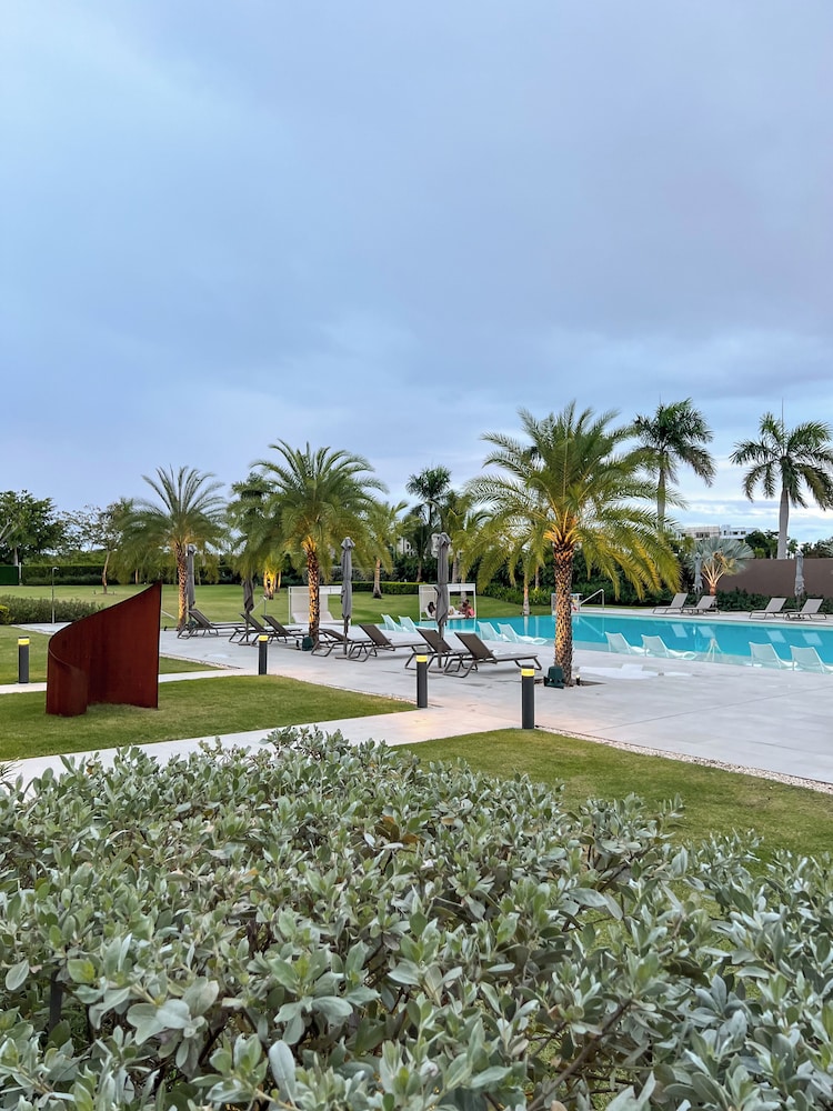 AC Hotel Punta Cana 46/48
