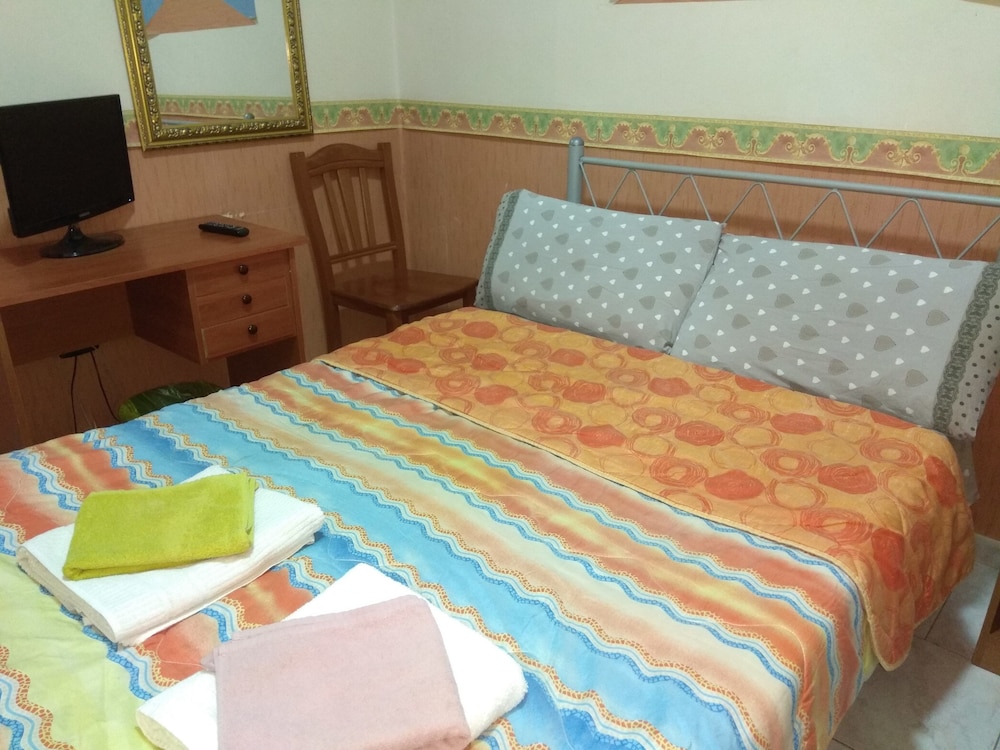 Room, Double Bed, External Bathroom