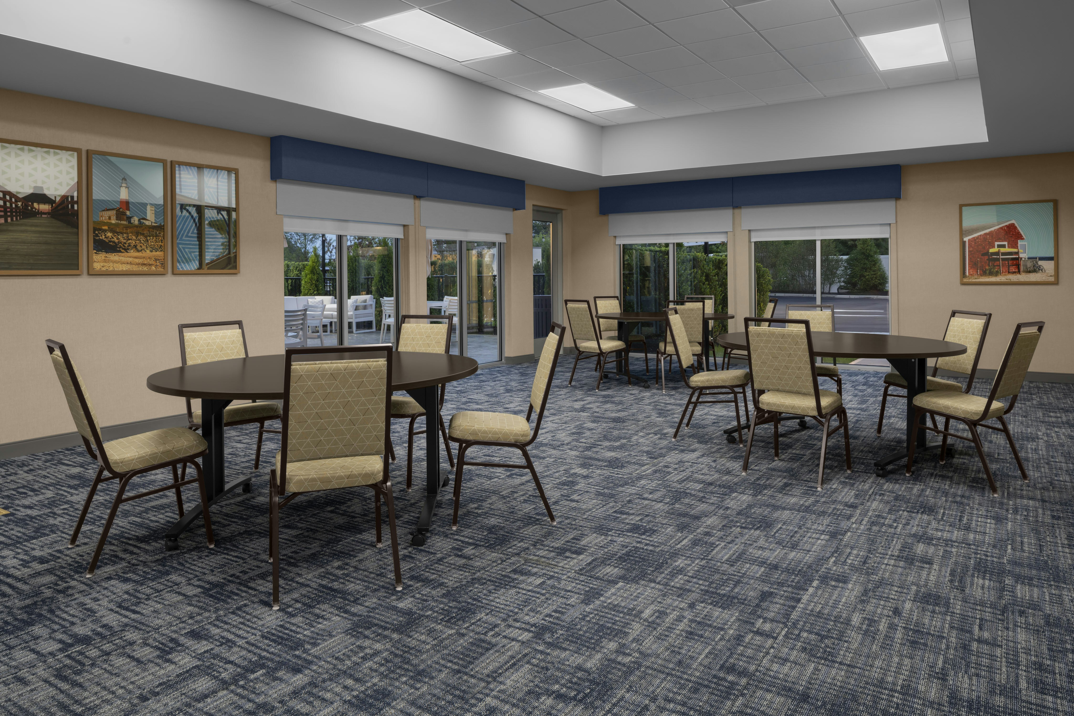 Hampton Inn & Suites by Hilton Long Island Farmingdale 22/29