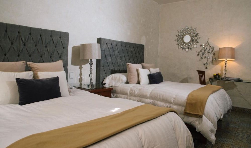 El Sueno Hotel And Spa 17/77