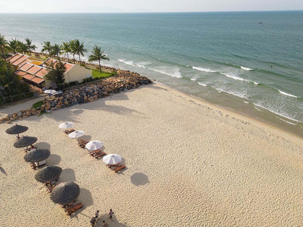 Victoria Hoi An Beach Resort And Spa 76/80