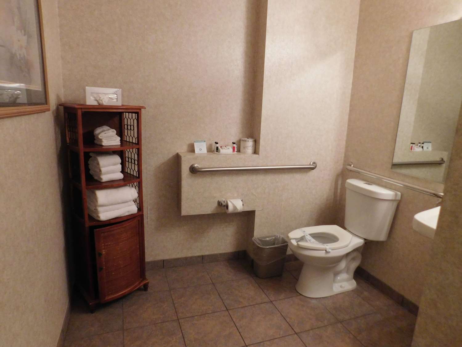 Days Inn by Wyndham Novato/San Francisco 45/50