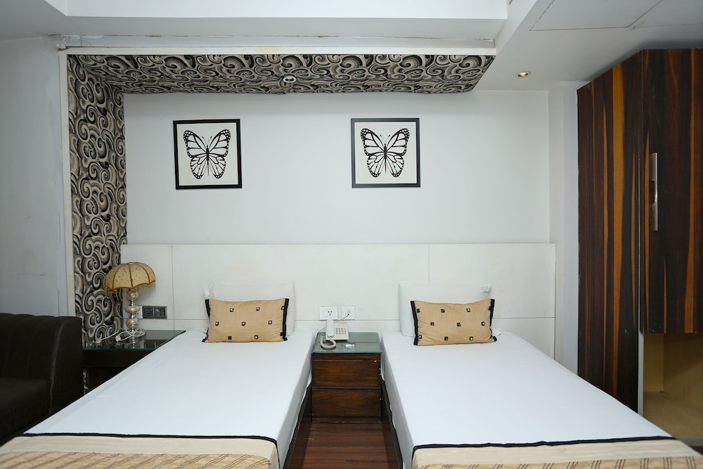 Hotel Uppal International 20/50