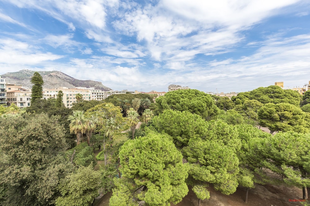 Hotel Giardino Inglese 38/44