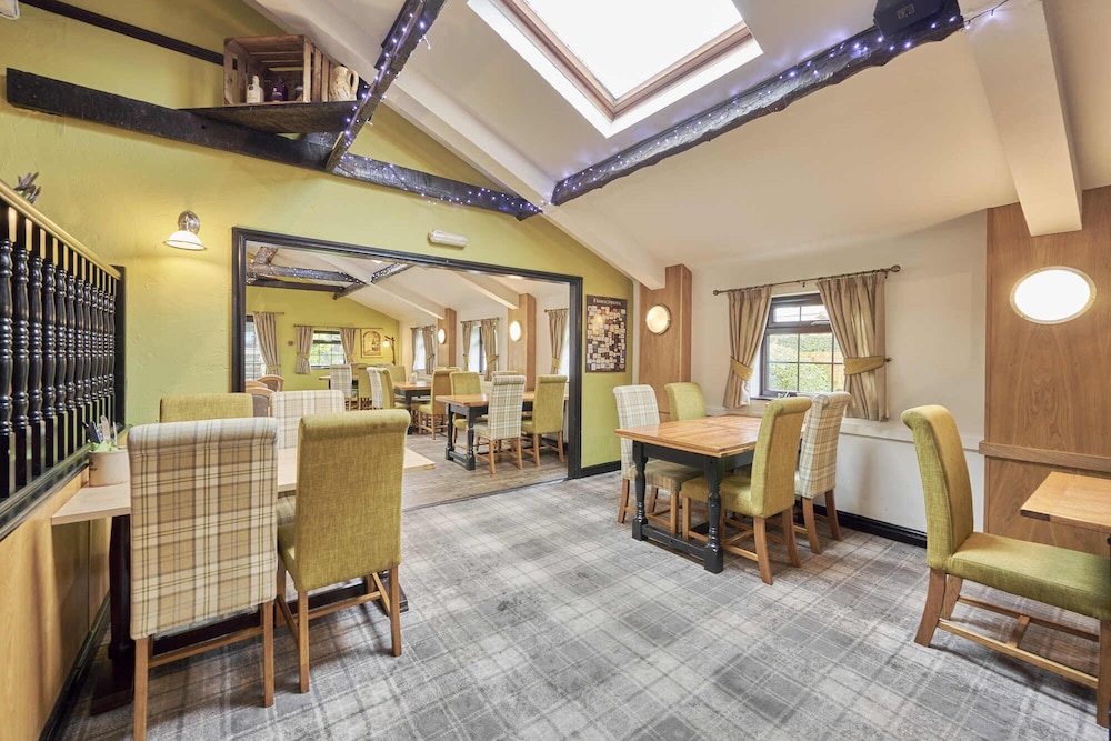 The Old Ginn House Inn 35/50
