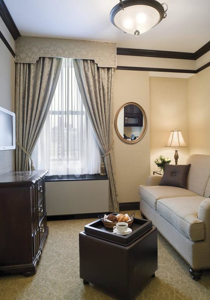 The Lucerne Hotel 44/53