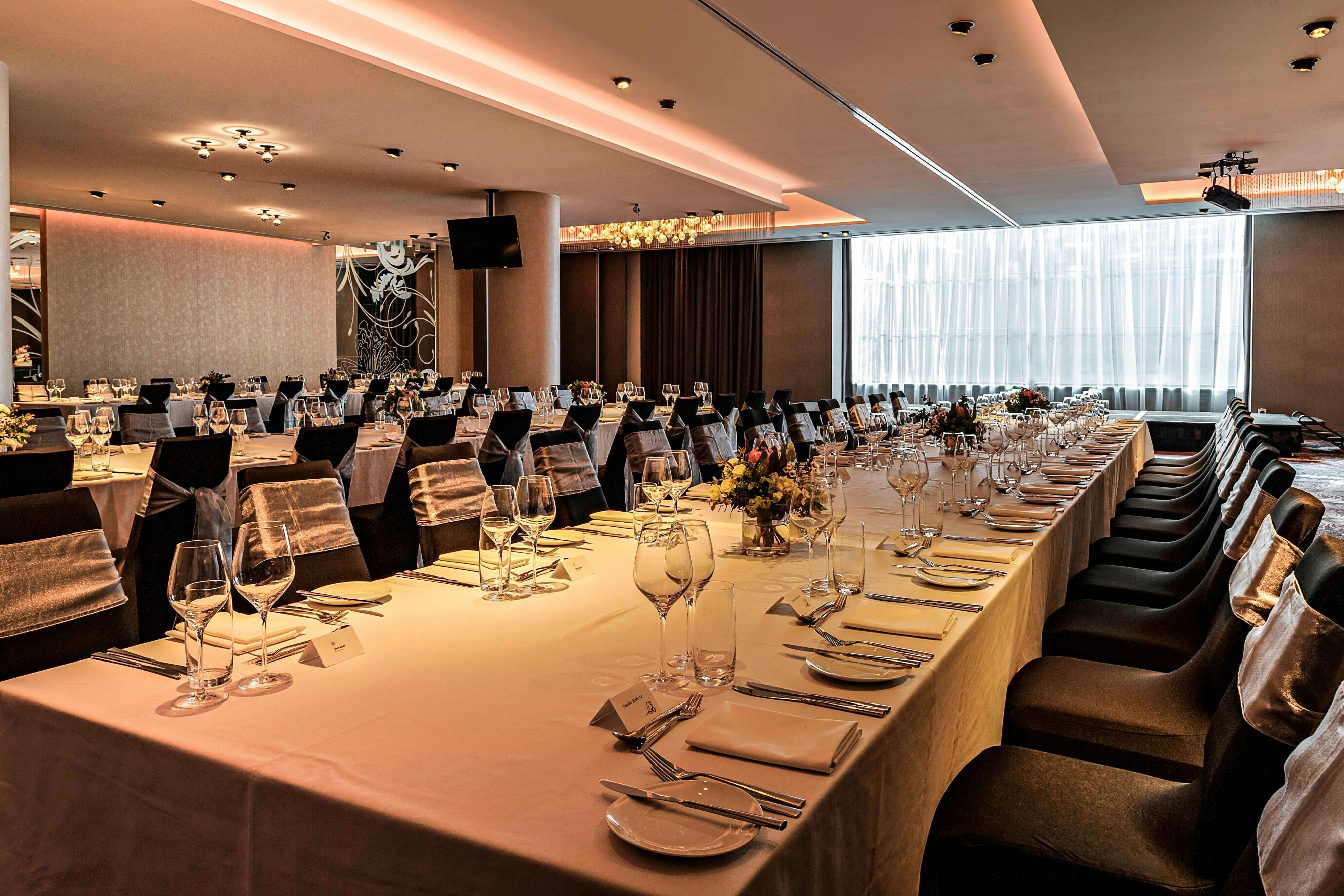 Sheraton Melbourne Hotel 33/37