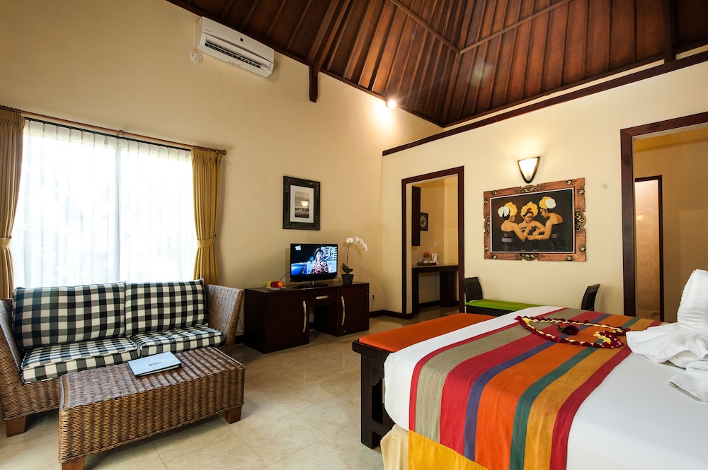Beji Ubud Resort 12/77
