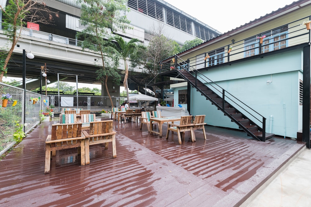 NTY Hostel nearby BKK Airport 33/39