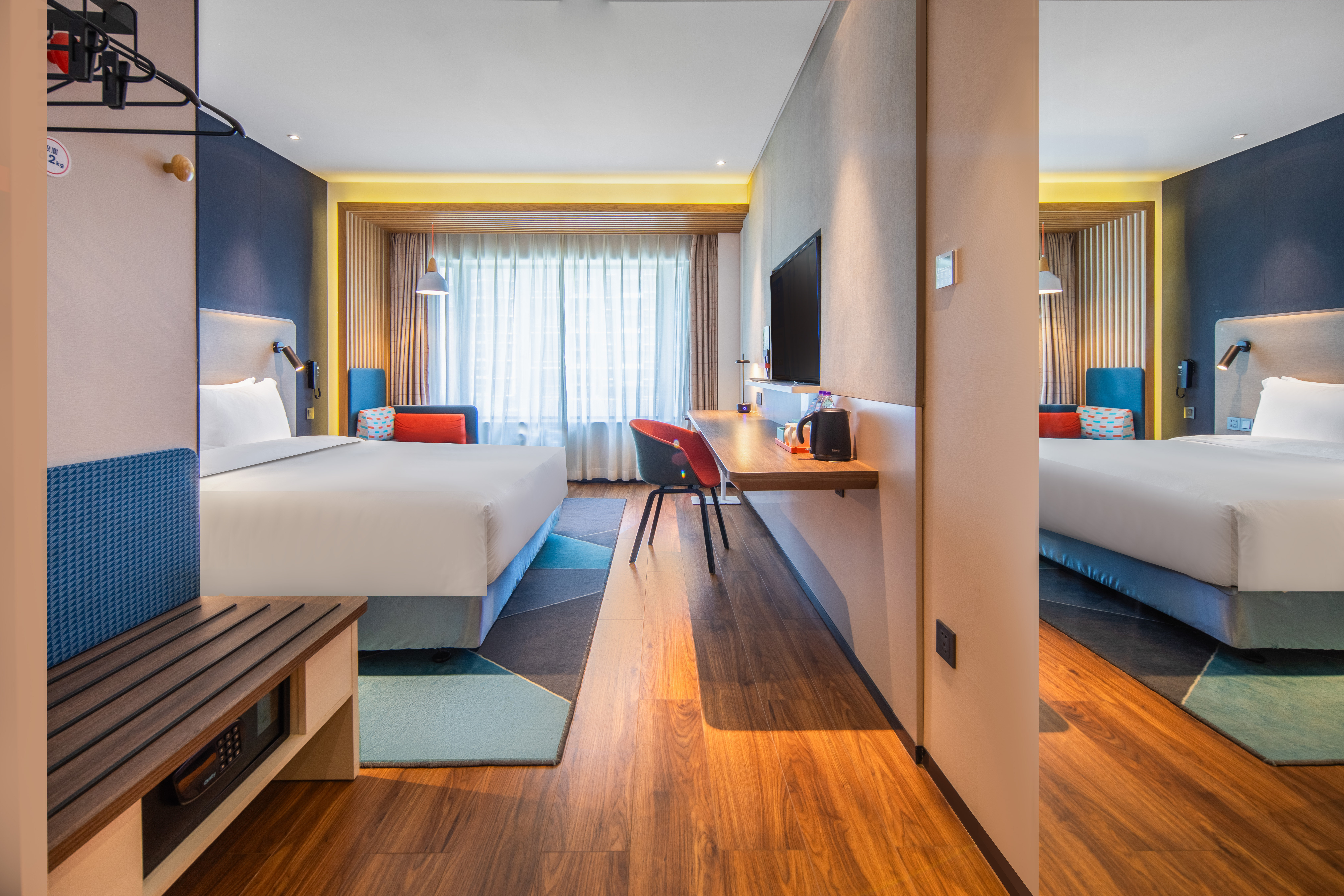 Holiday Inn Express Shenzhen Dongmen 7/22