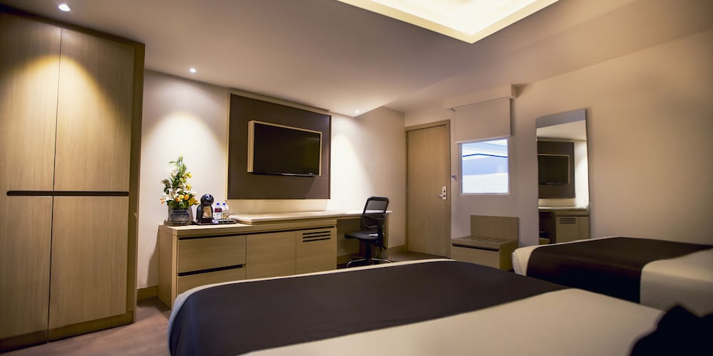 Hotel Plaza Poblana 22/67