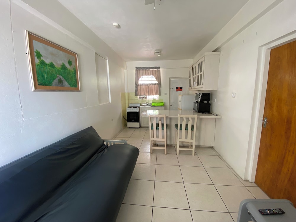 MELROSE BEACH APARTMENT 29/50