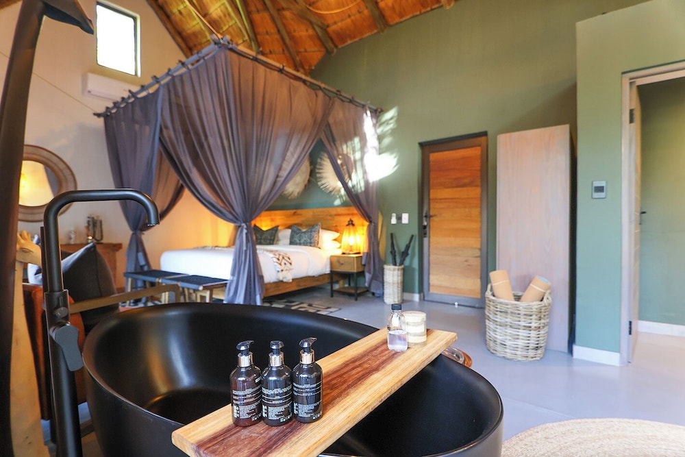 Tomo Safari Lodge 40/50