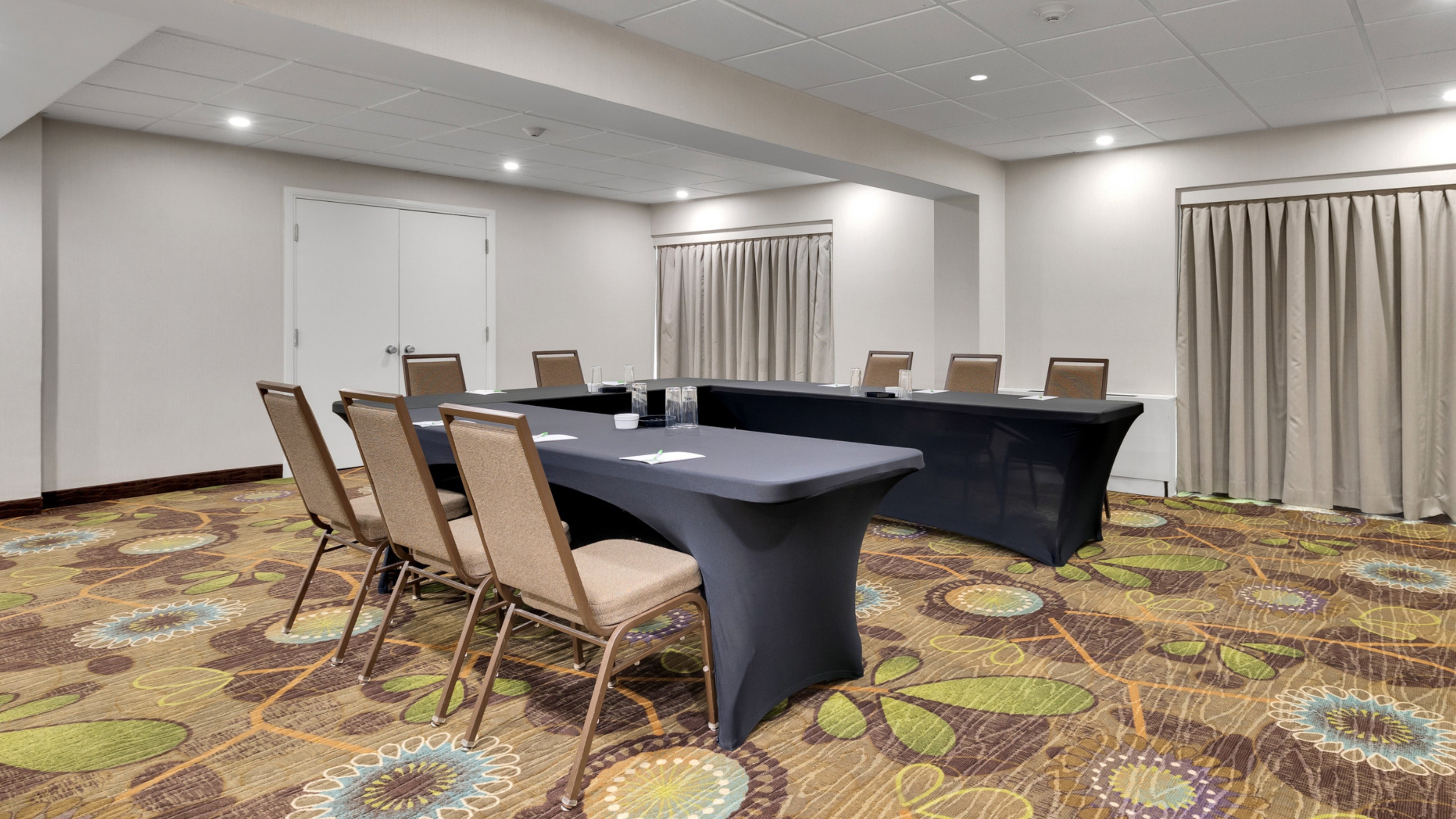 Holiday Inn Peterborough Waterfront 59/70
