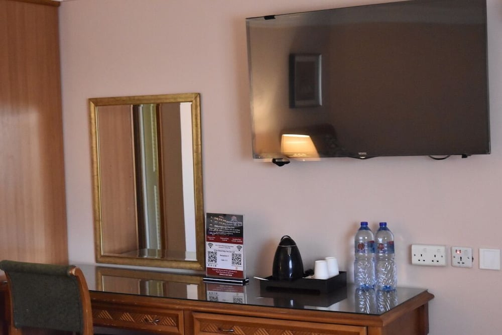 Maswada Plaza Hotel 6/50