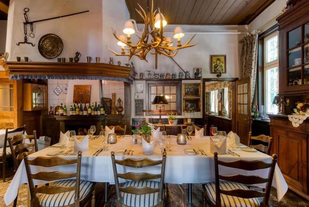 Hotel Restaurant Alt Vellern 35/48
