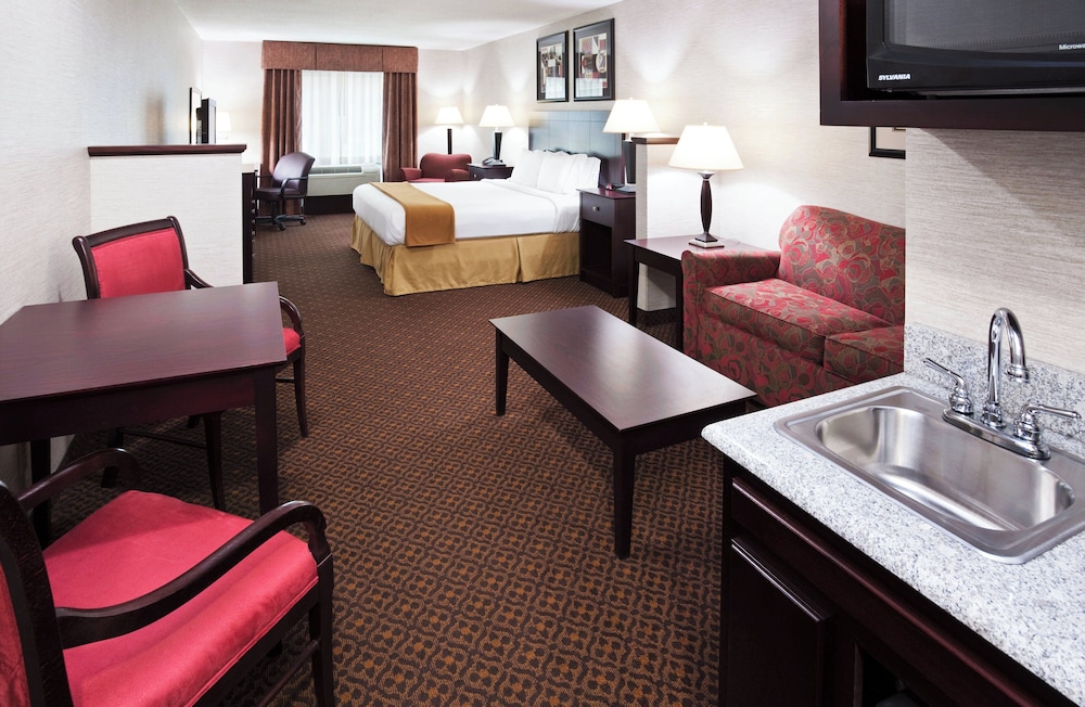 Holiday Inn Express Carrollton, an IHG Hotel 34/47