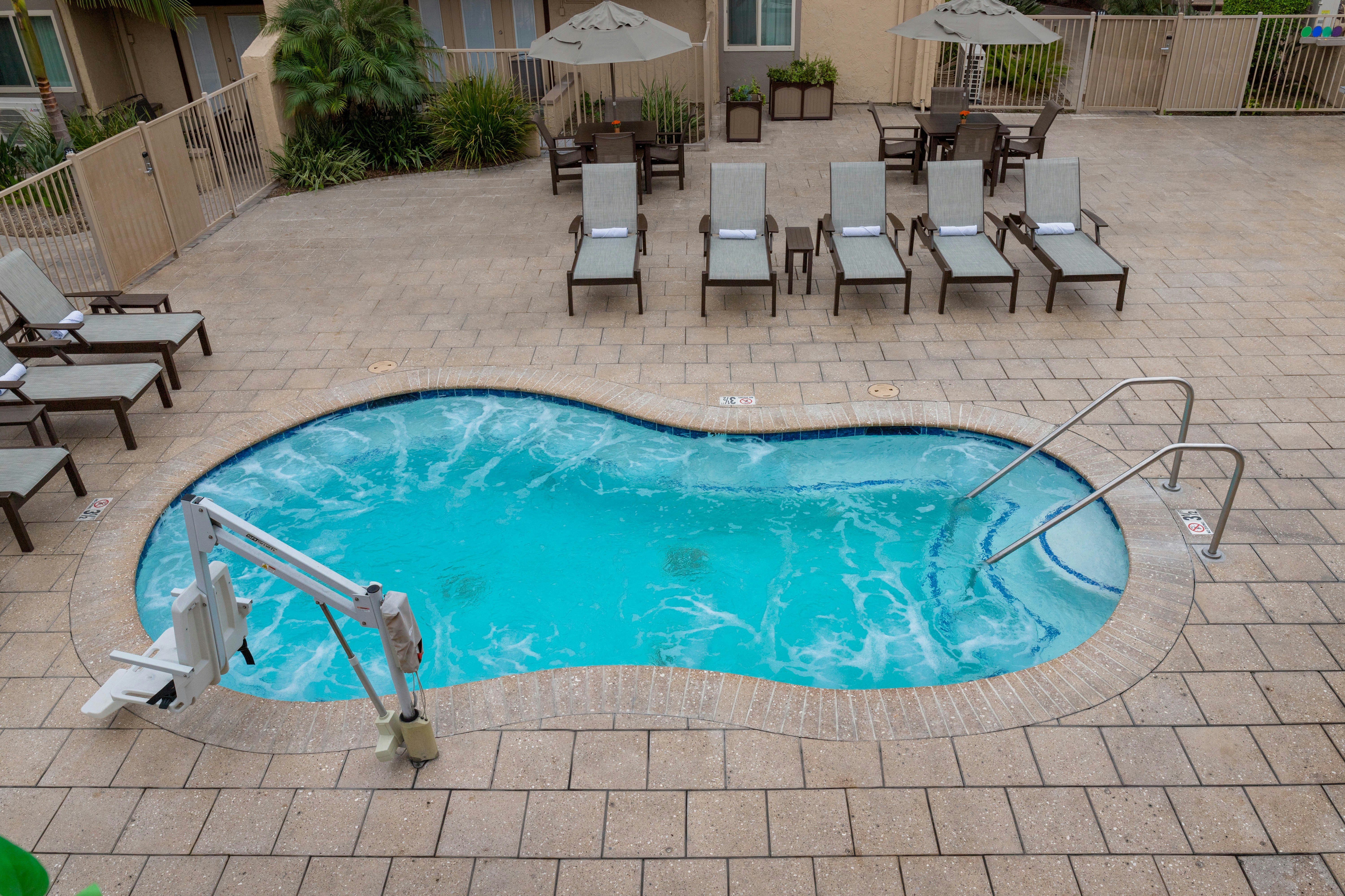Club Wyndham Dolphin's Cove 21/40