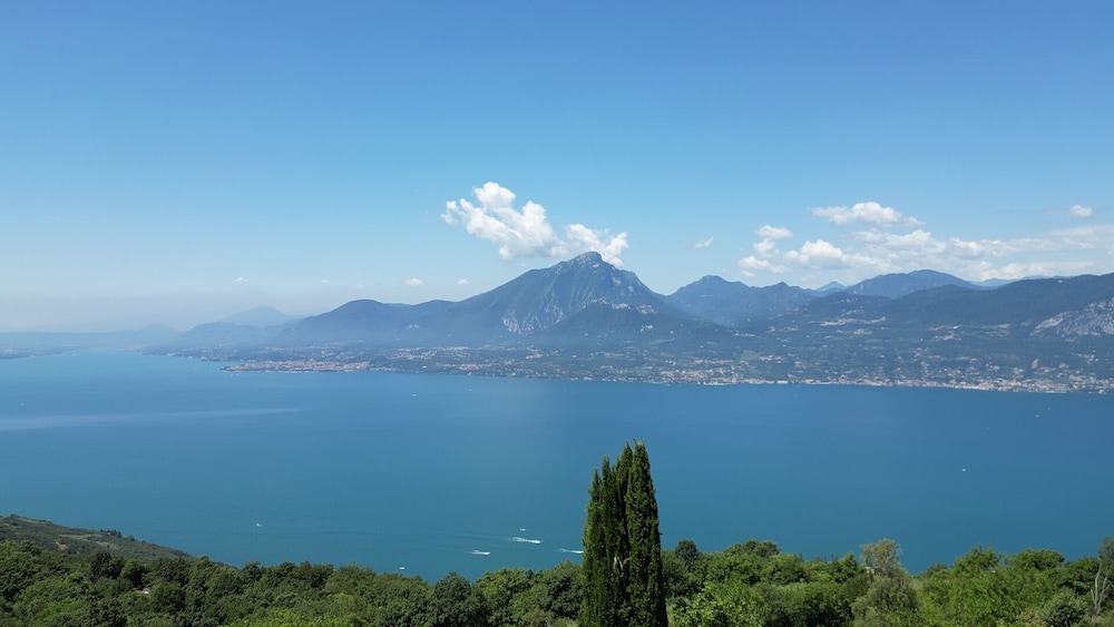 Hotel Laguna San Zeno 35/50