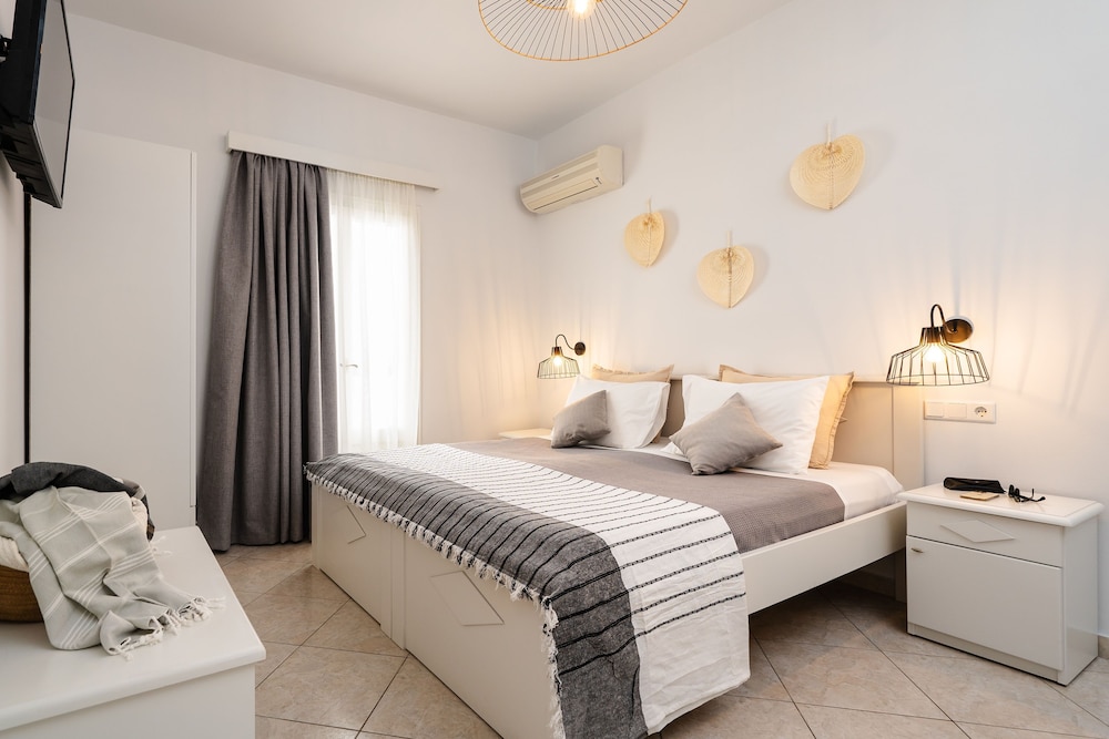 EXECUTIVE, APARTMENT, MULTIPLE BEDS, CITY VIEW