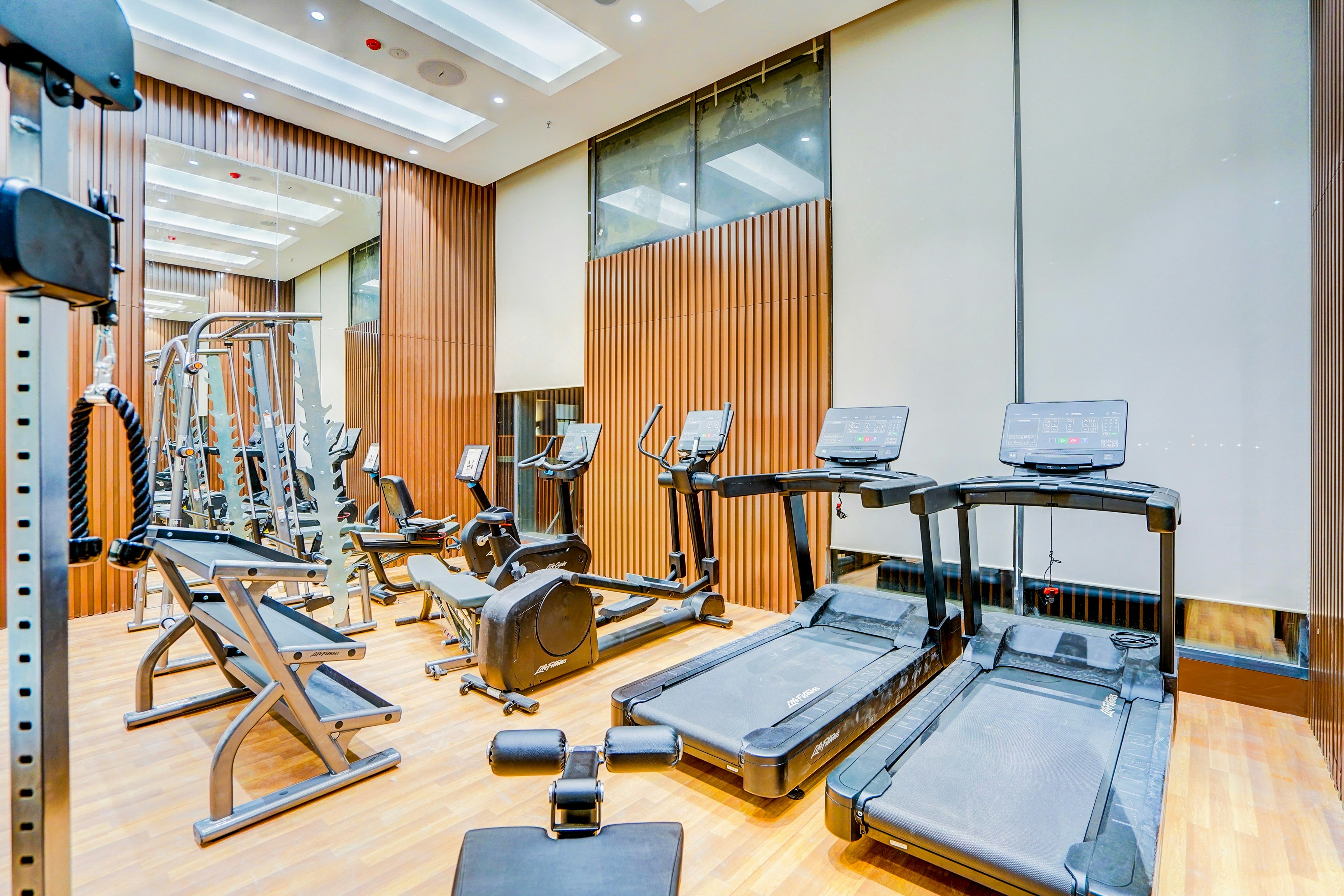 Sunday Hotel & Residence Gurgaon 20/50
