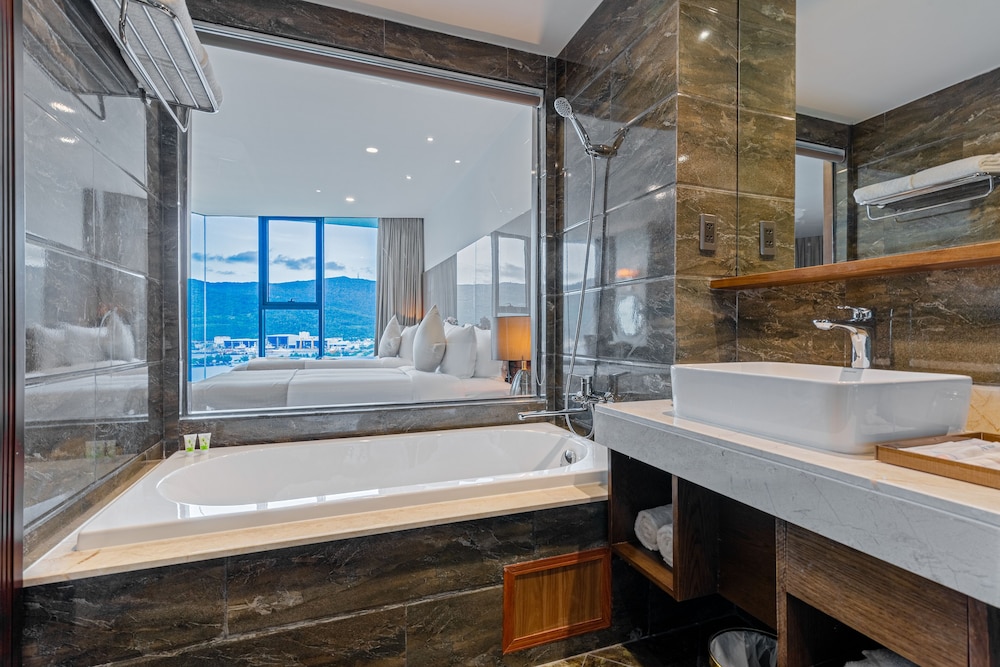 Alansea Danang Hotel 98/100
