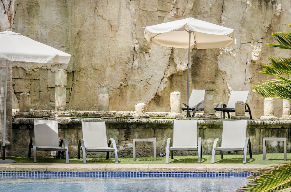 Dorma Cunit Suites & SPA 5/60
