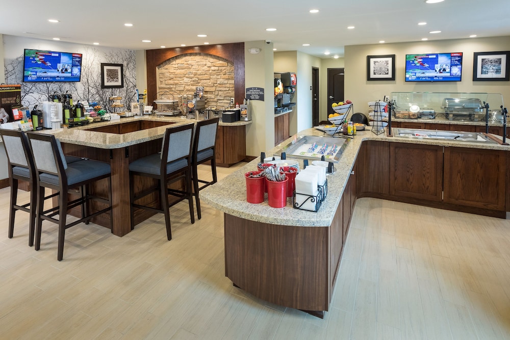 STAYBRIDGE SUITES OMAHA WEST 34/44