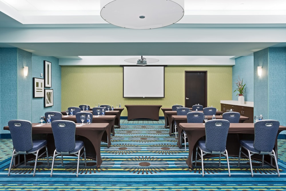 Crowne Plaza Fort Lauderdale Airport Cruise Port 43/61