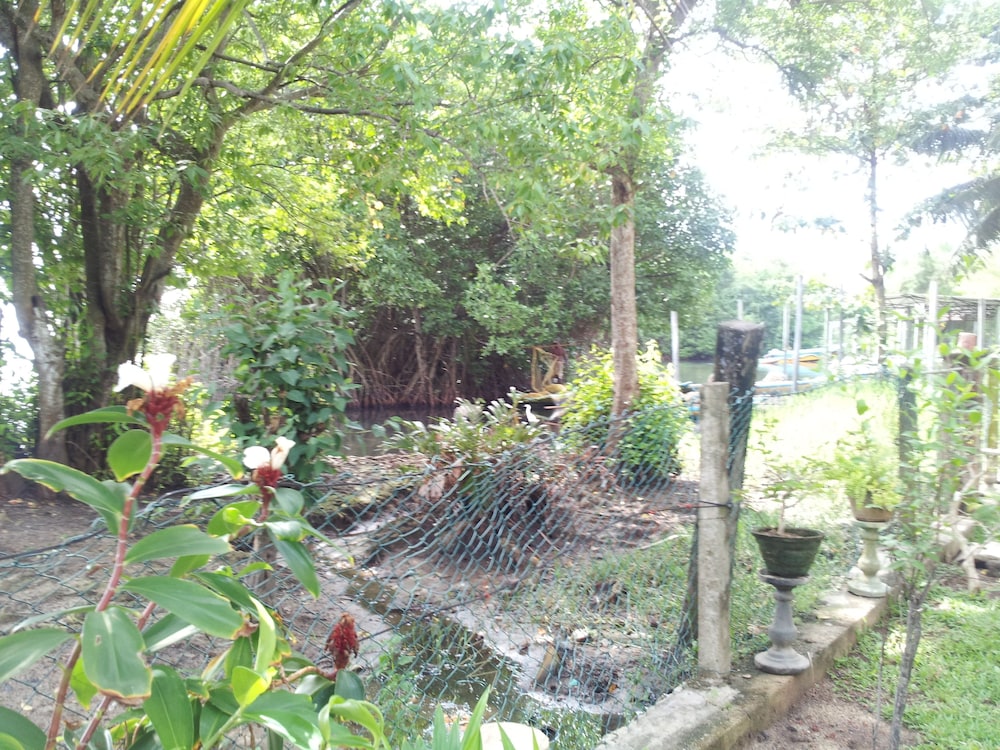 Villa Rosita 26/28