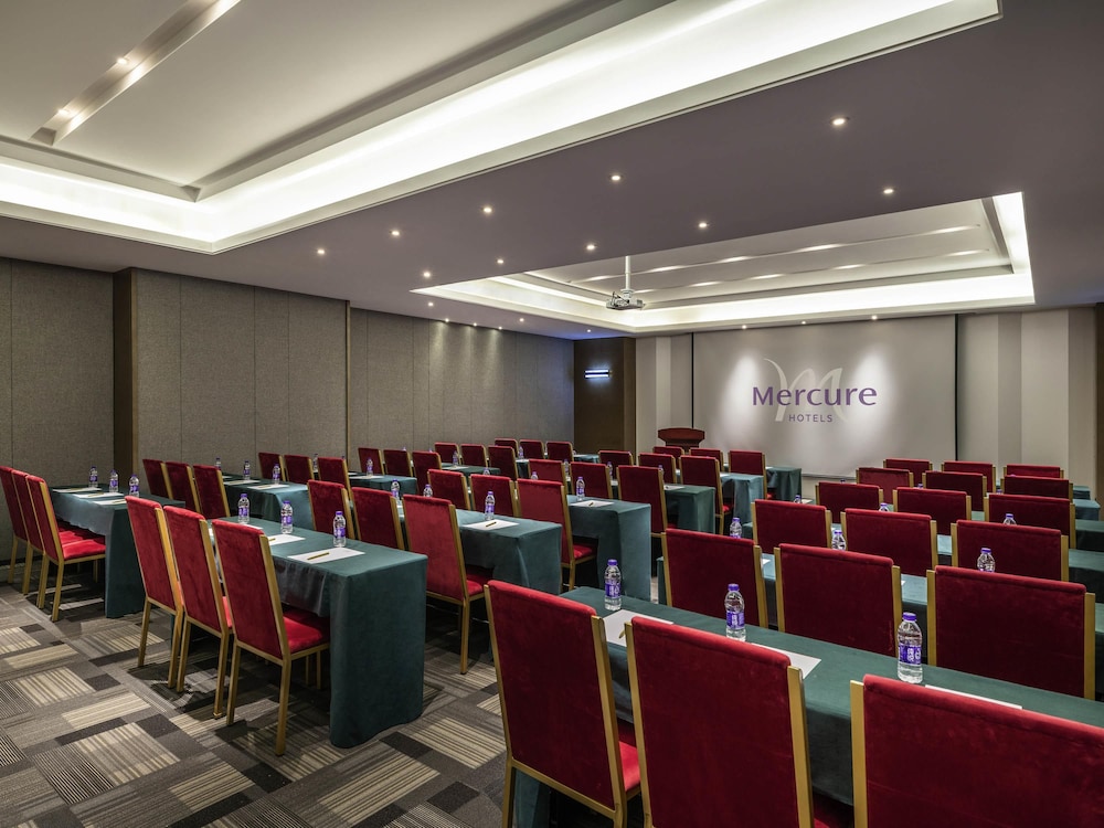 Mercure Suzhou Downtown 66/75