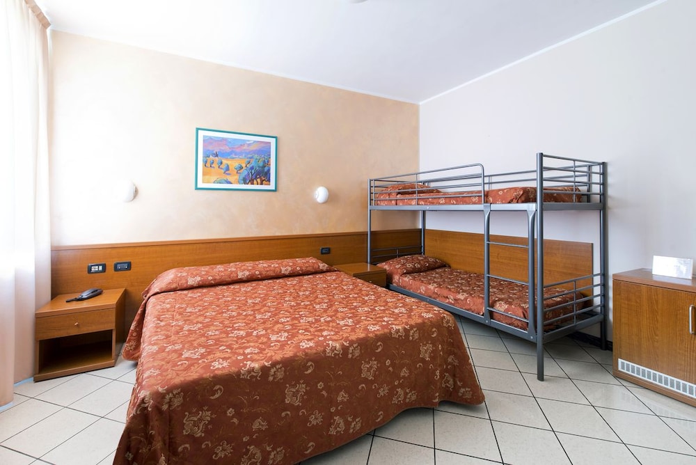 Hotel Stazione 15/38