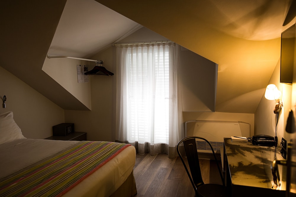 Hotel Dory 10/62