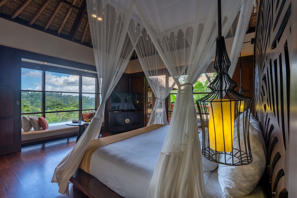 Hanging Gardens of Bali 13/47