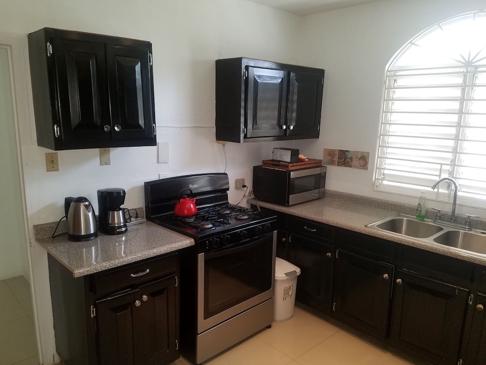 Firefly Beach Cottages and Suites 50/78