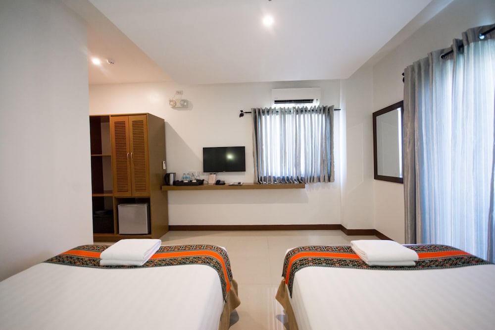 Sur Beach Resort Boracay 6/70