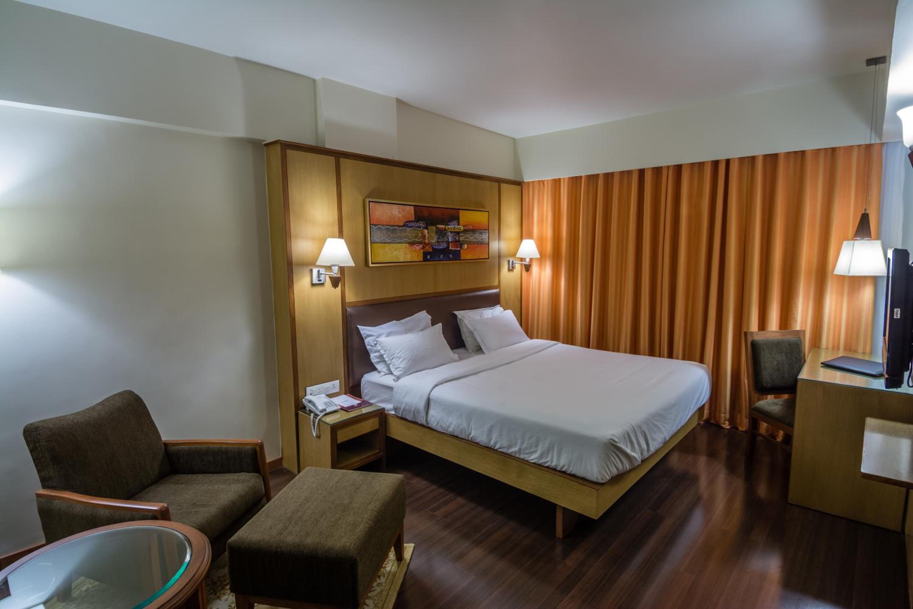 Super, Deluxe, Double or Twin Bed، THE PRESIDENT A BOUTIQUE HOTEL 2/2